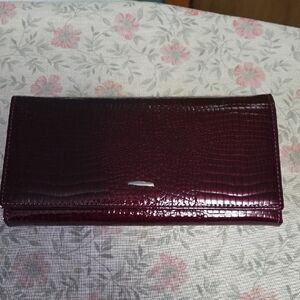 Elegant Burgundy Crocodile-Embossed Clutch